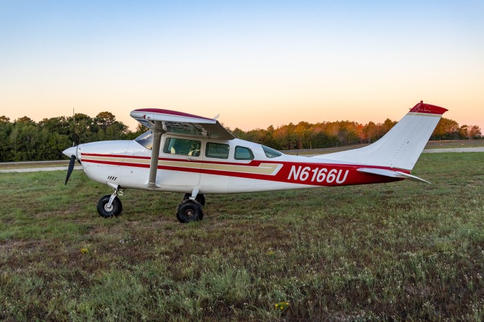 3 N6166U.jpg