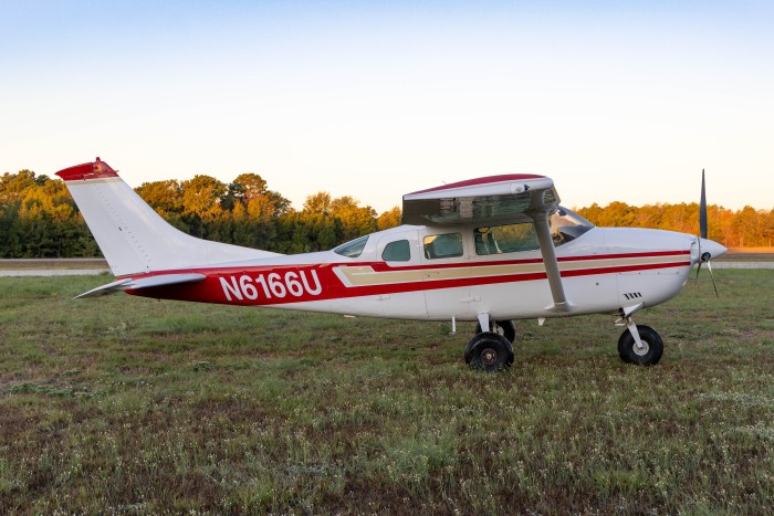 7 N6166U.jpg