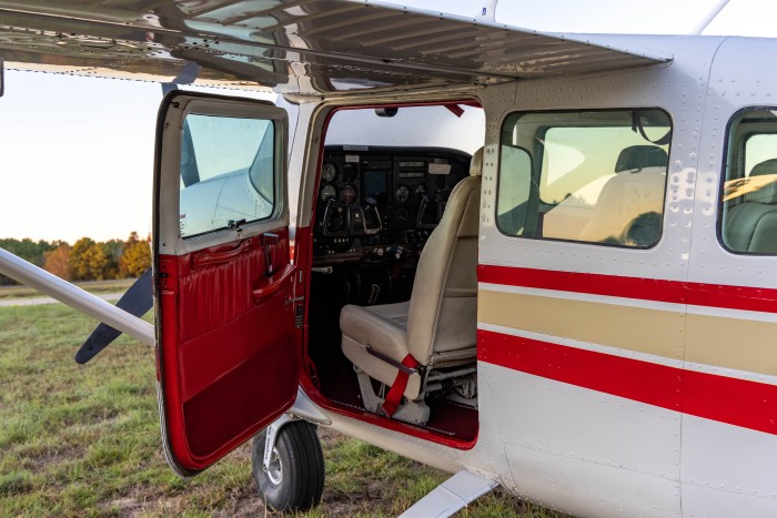 15 N6166U.jpg