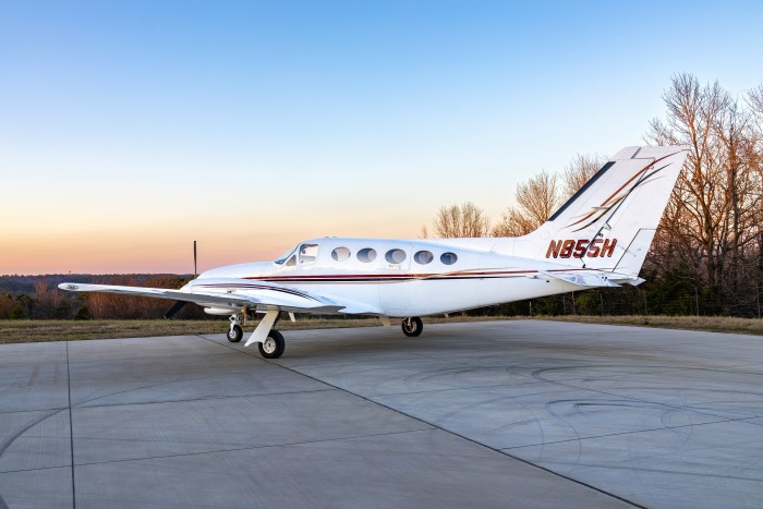 10 N855H-3.jpg