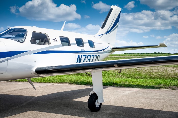 E5 N7377G.jpg