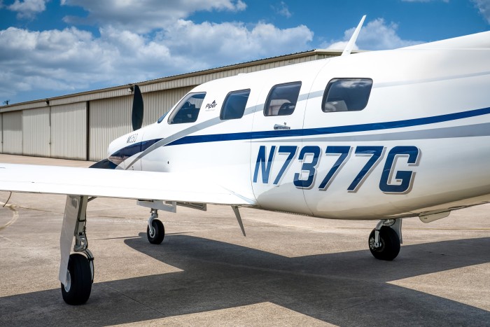 E7 N7377G.jpg