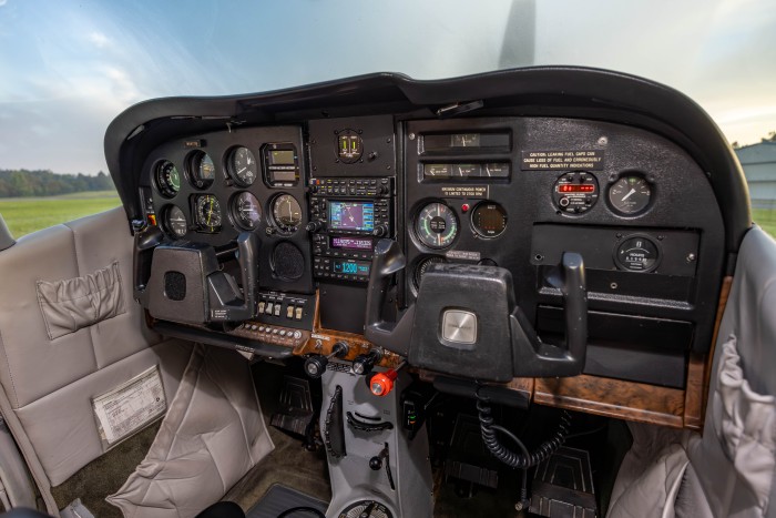 N6857M-29.jpg
